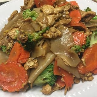 32. Pad See Ew